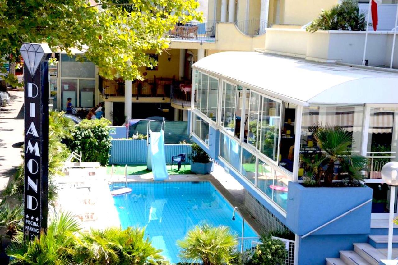 Hotel Diamond リミニ エクステリア 写真